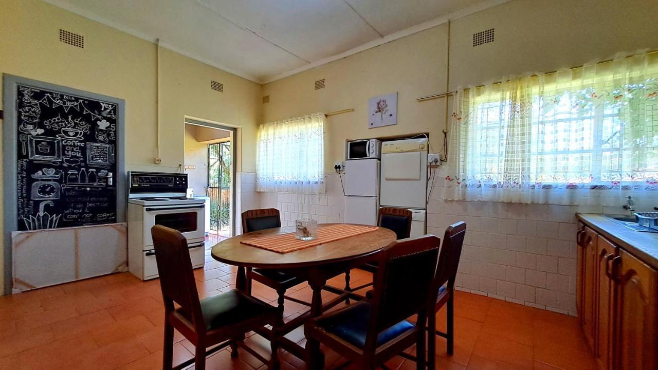 סאבי Pine Forest Cottage מראה חיצוני תמונה